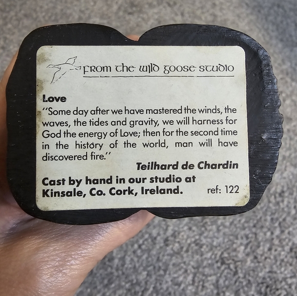 Vintage Wild Goose Studios Love Figure Sculpture Paperweight Unique Art Decor - Picture 3 of 6